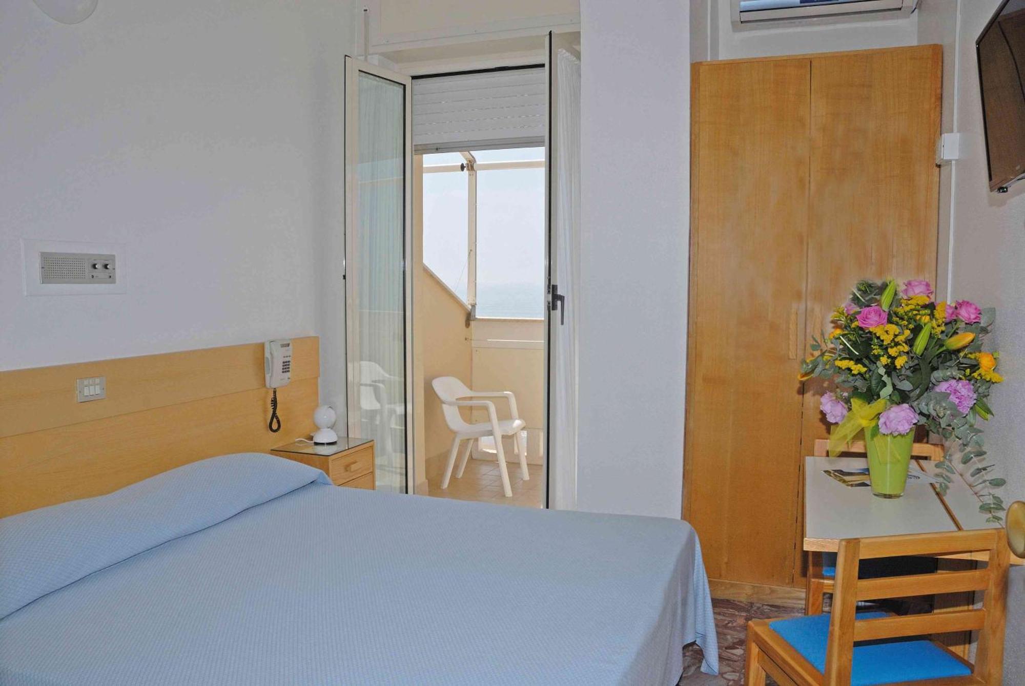 Albergo La Sirenella Sperlonga Exteriör bild