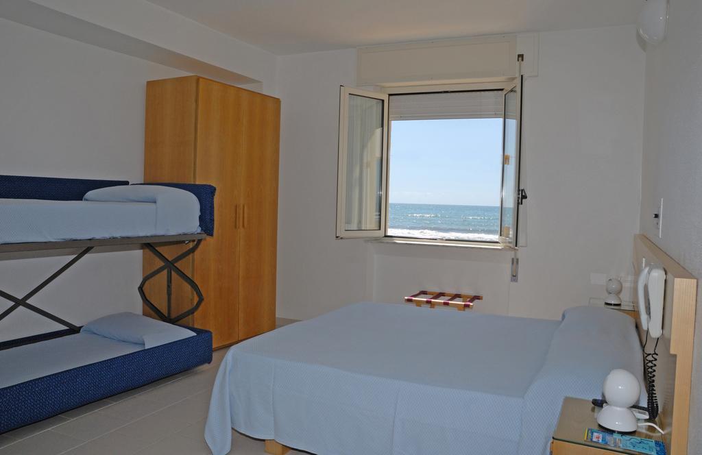 Albergo La Sirenella Sperlonga Exteriör bild